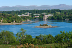 Islands In The Strait