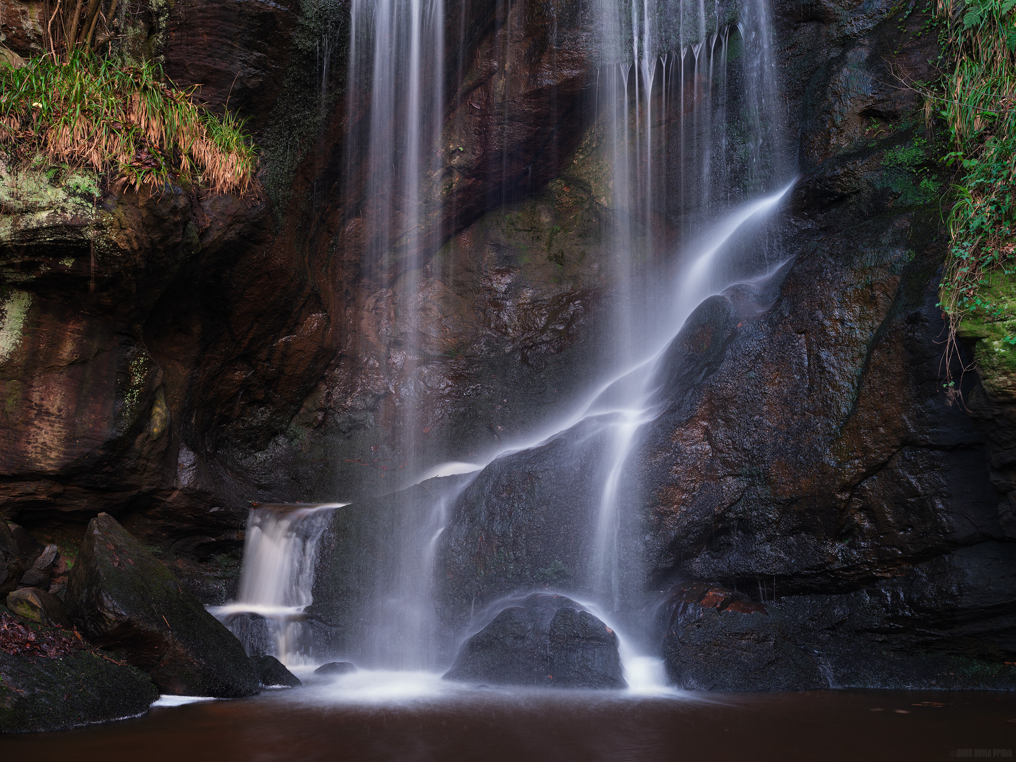 The Lower Cascades